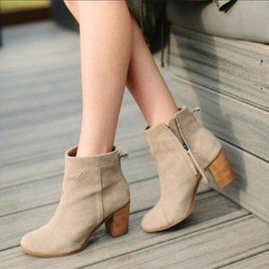 Toms Lunata Desert Sand Stacked Heel Booties, 8